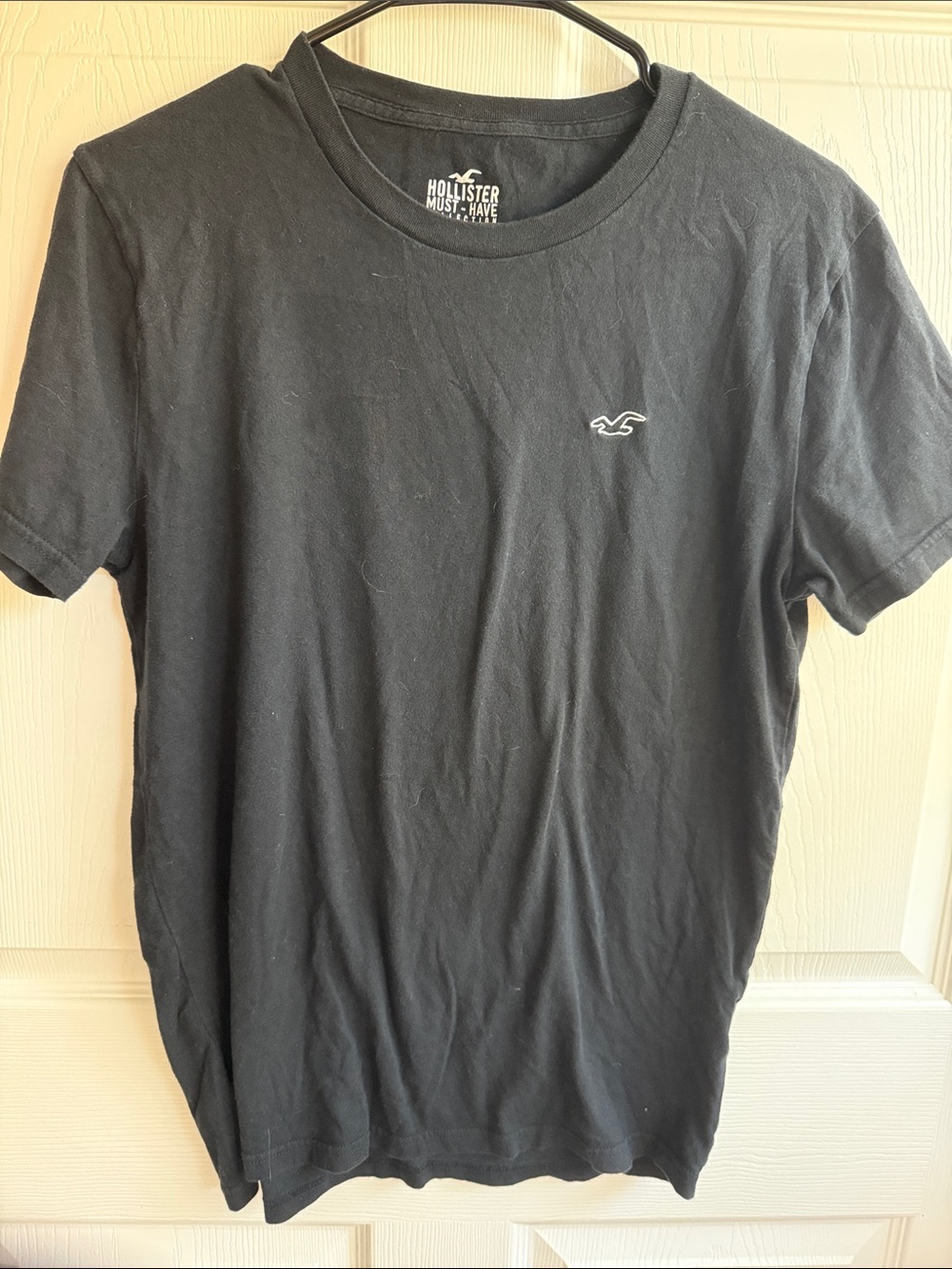 Hollister Men's Small Black Crew Neck Logo Tee